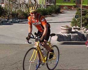 bikealone1.JPG (33085 bytes)